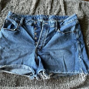 Higher Hi Rise Old Navy Size 16 jean shorts